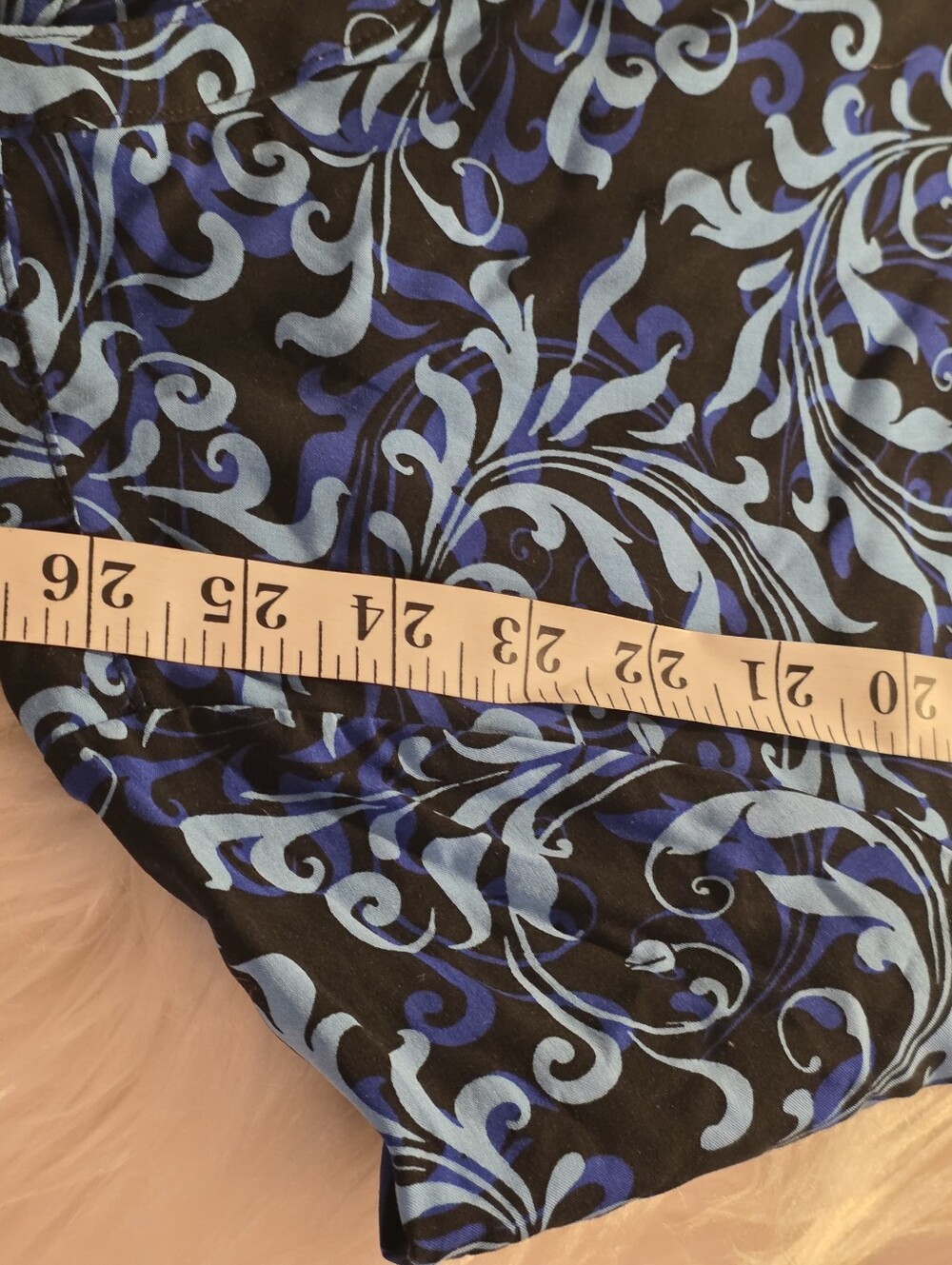 Liz Claiborne Tunic - Picture 8 of 8